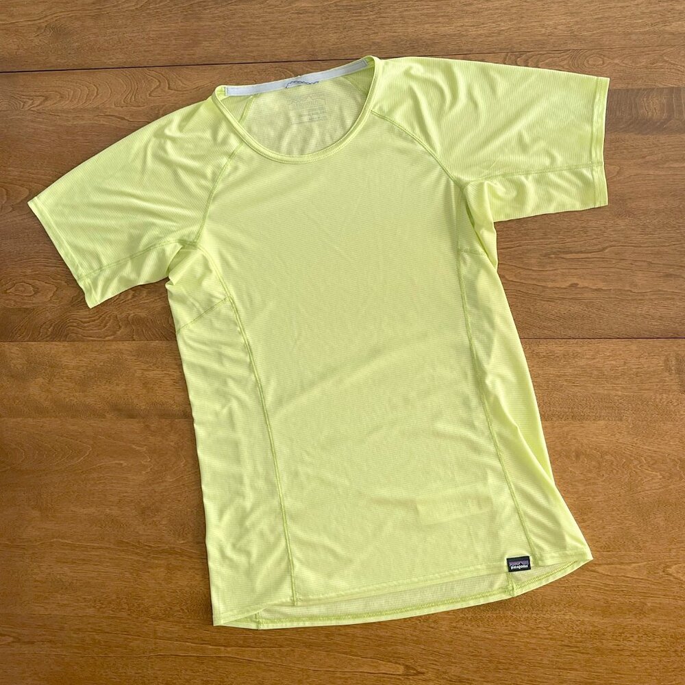 Patagonia lightweight capilene tee XS